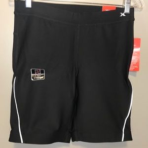 🔴 Xersion women’s shorts. Size medium. NWT